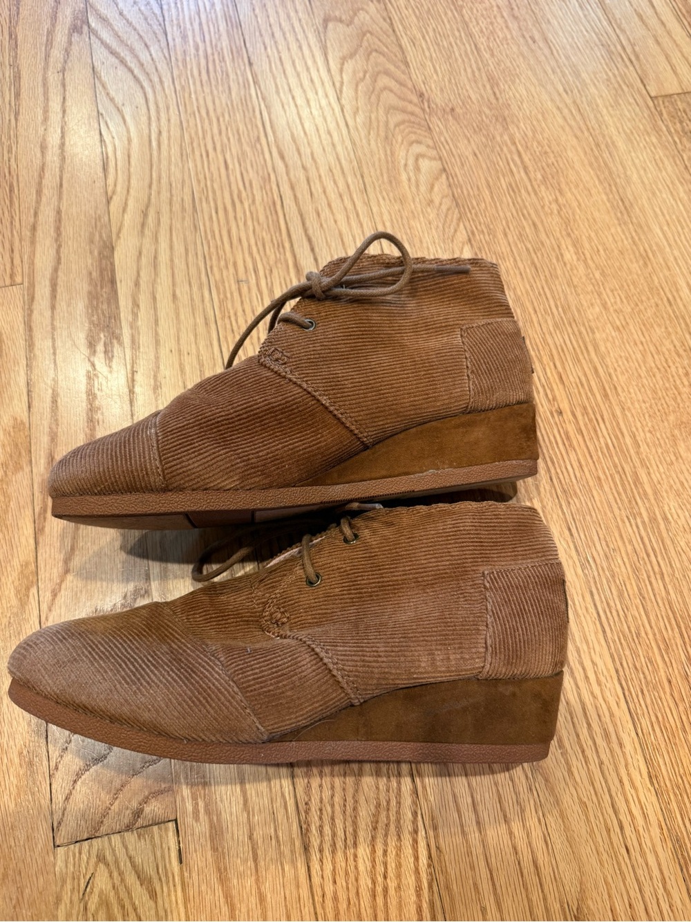 Brown Corduroy Toms wedge Boots - Picture 2 of 6